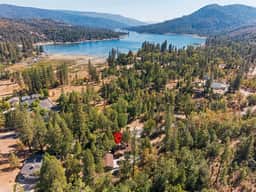 Bass Lake Escape - Image 4