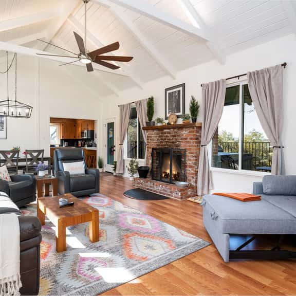 Buckeye Bungalow - Image 1