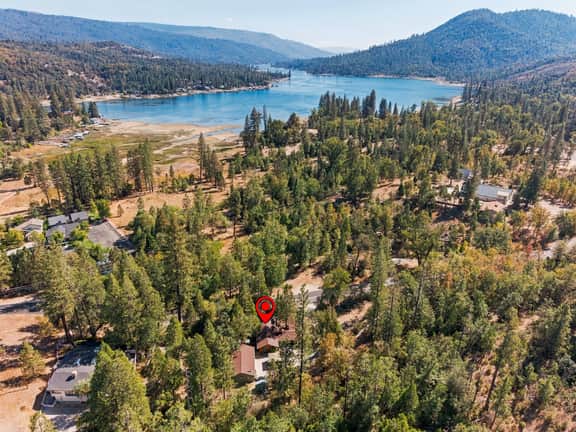 Bass Lake Escape - Image 4