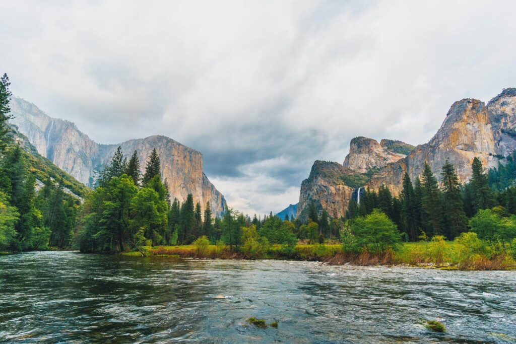 Yosemite Valley and River - Love Yosemite Vacation Rentals
